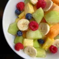 FRESH FRUIT PLATE · A Fresh Selection of Seasonal Fruits