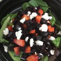 Insalata di Barbabietole · Roasted red beets salad with goat cheese and mango.