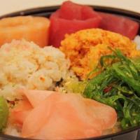 Sushi Bowl  · Come with avocado, seaweed salad, pink ginger, sushi sushi sweet and spicy mayo sauce.