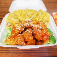 C14. Sesame Chicken Lunch · Served in a sweet sauce served with sesame seeds.