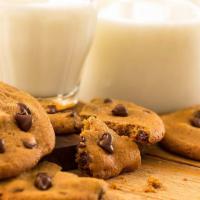 1 Cookie · Freshly baked cookies of your choice. Comes in standard packaging.