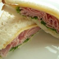 Ham Sandwich Lunch · Buffet Ham with, mayo, lettuce, and tomato.