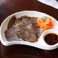 5 Spice Roast Beef 卤牛肉 · Served with homemade chili sauce on side. 卤牛肉