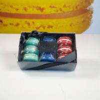 Gift Box of 9 · If you would like multiples of a certain flavor and/or combination, please indicate the quan...