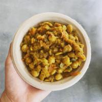 Chickpeas Masala w/basmati rice (GF) · Chickpeas, carrots, onion, garlic, Tamarindo, coriander, ginger