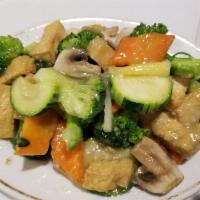 Large Vegetable Delight with Tofu · 