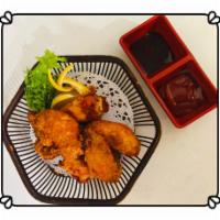 Japanese Style Chicken Wing · fried chicken wing with B B Q sauce and spicy mayo on the side