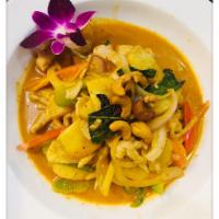 Mus-Su Mum Curry(D) · Potatoes, bell pepper, onion,and basil leaves with coconut milk in mus-su mum curry paste. S...