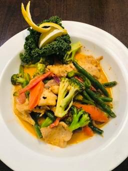 Red Panang Curry(D) · Medium red curry paste with carrots, bell peppers, broccoli, onion ,string bean with coconut milk sauce. Served with choice of vegetables, meat or shrimp with choice of rice.