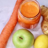 The Trio Juice · Carrot, apple, ginger and lemon.