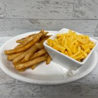 Kid's Mac n Cheese · Served with a fountain soda, house fries and kid's dessert.