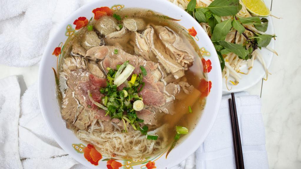 Pho Nguyen · Chicken · Noodles · Pho · Vegetarian · Vietnamese