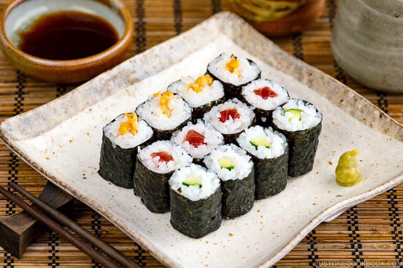 Seven Seas Sushi · Sushi Bars · Sushi · Japanese · Dinner · Asian