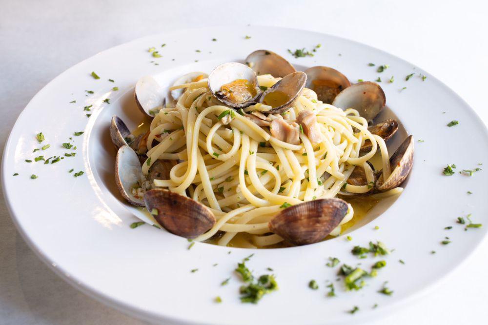 Italian Brothers Restaurant · Seafood · Soup · Kids Menu · Pasta · Salads · Italian