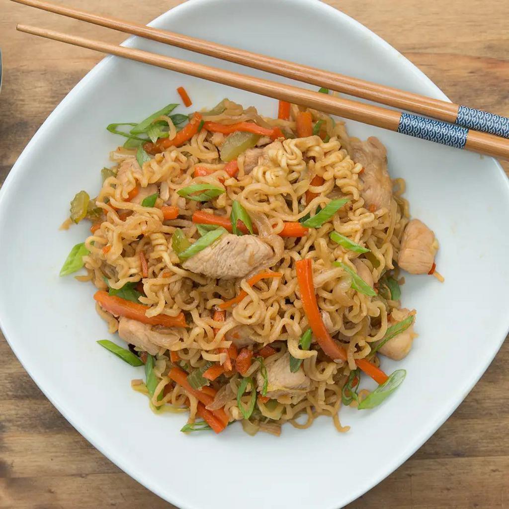 Hunan Cuisine · Chicken · Noodles · Chinese