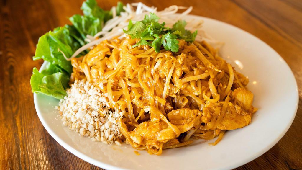 Charm Thai Kitchen · Curry · Noodles · Salads · Soup