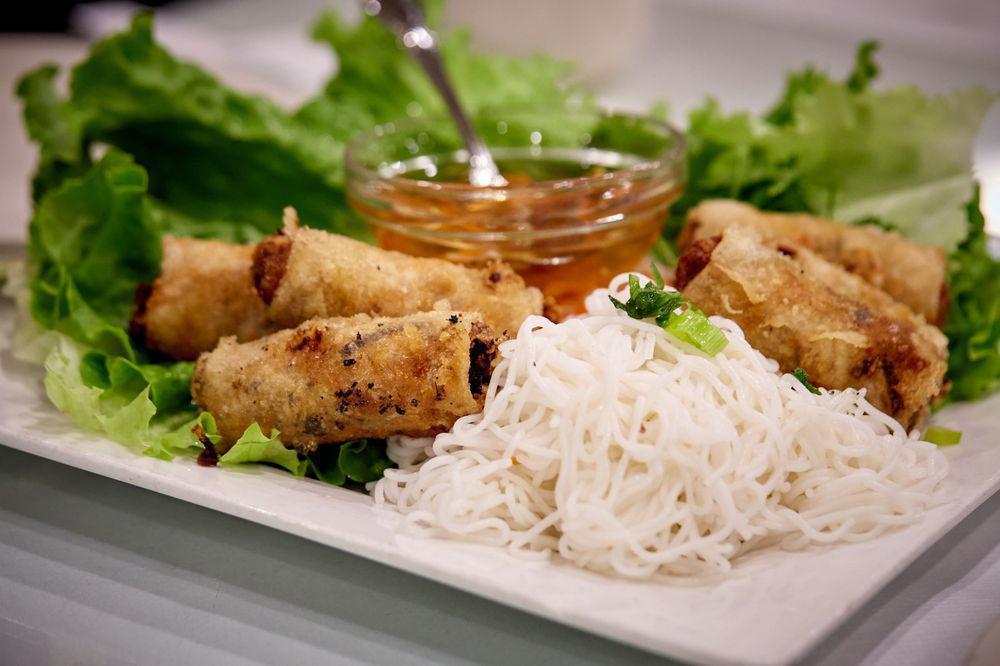 La Petite Camille · Vietnamese · Healthy · Vegetarian · Vegan · Dinner · Asian · Noodles