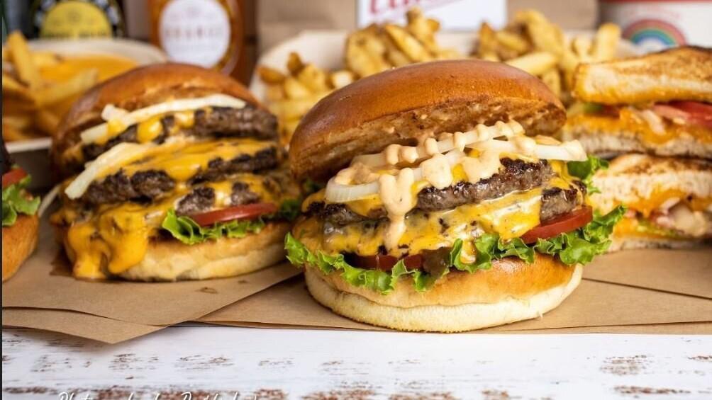 Calibur Express · American · Bar Food · Hamburgers · Vegetarian