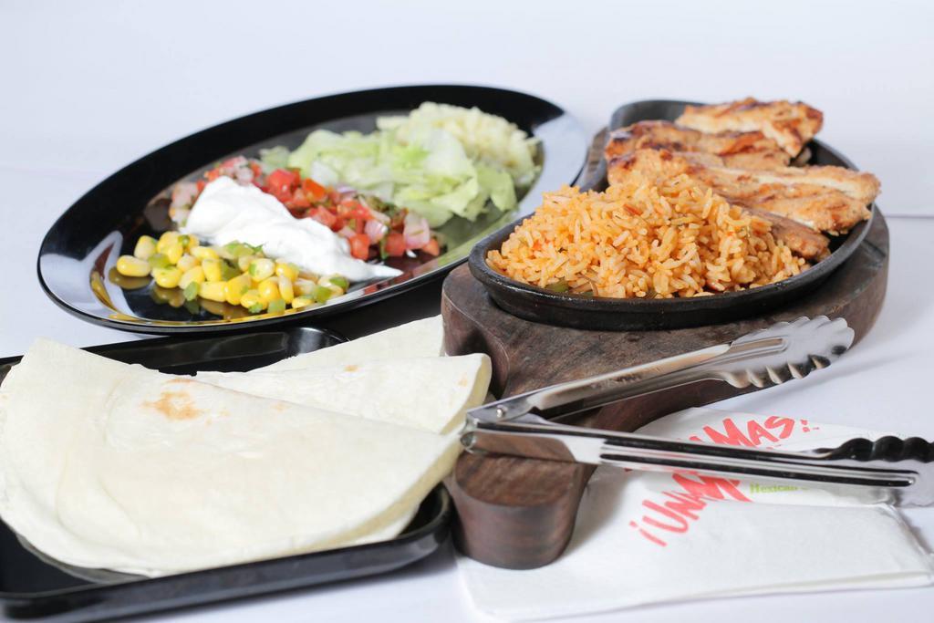 Una Mas · Alcohol · Breakfast · Burritos · Mexican · Tacos · Wings