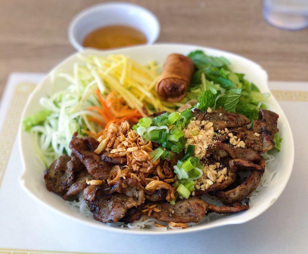 GoGo Pho · Vietnamese · Soup