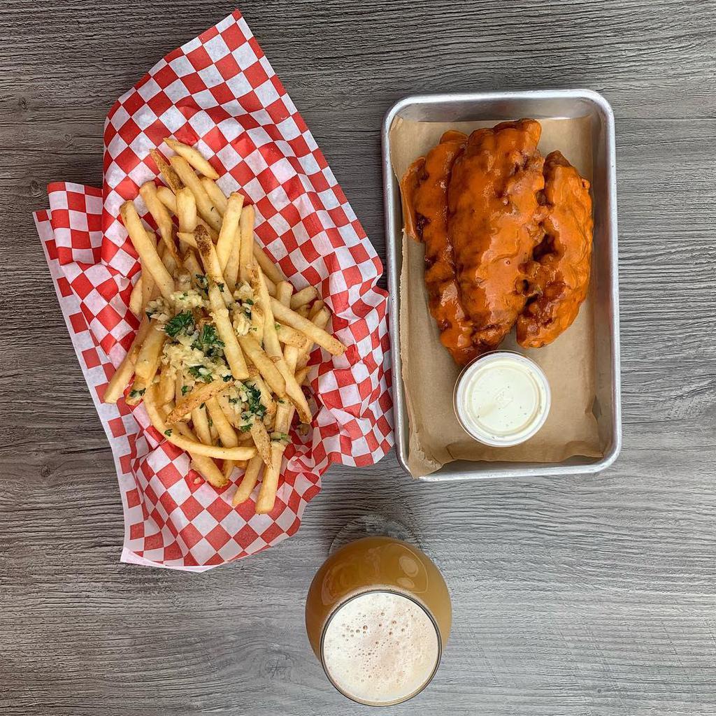 SmokeEaters · Chicken Wings · Sports Bars · American