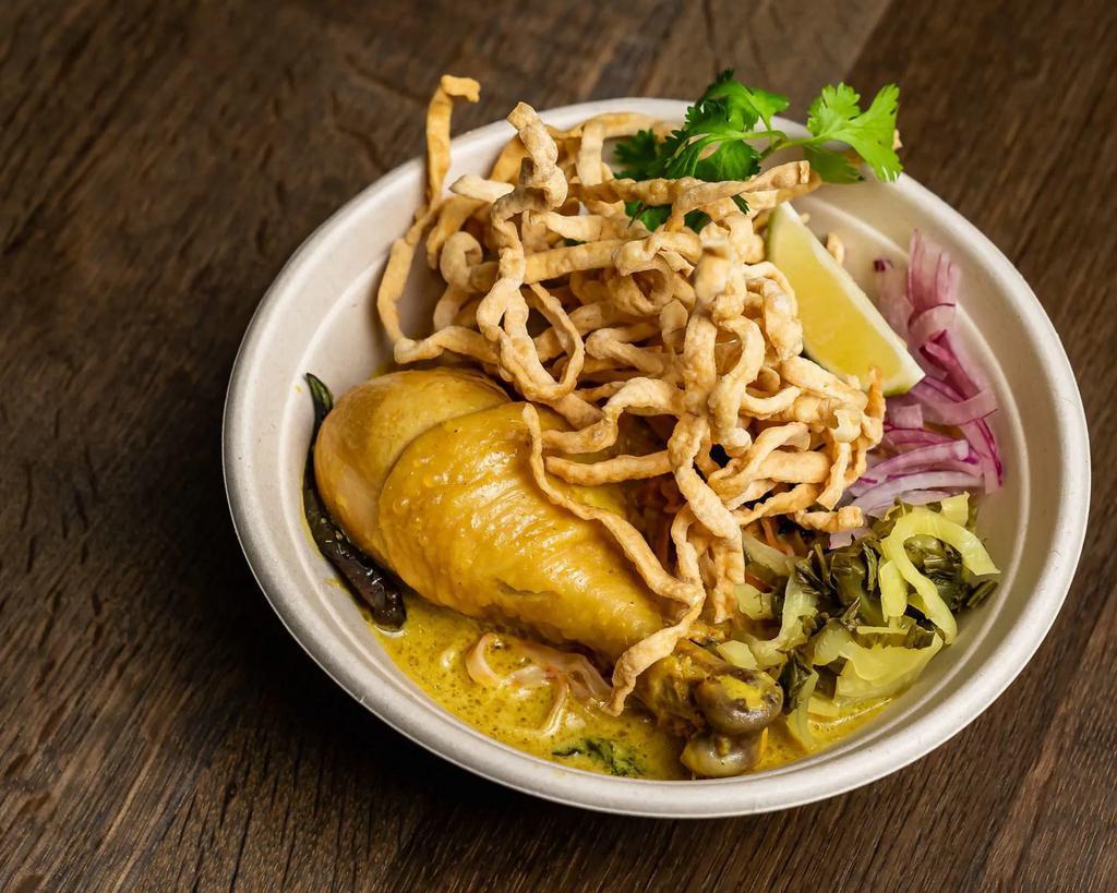 Basil Thai Restaurant & Bar · Bars · Soup · Seafood · Lunch · Dinner · Thai · Noodles · Salads