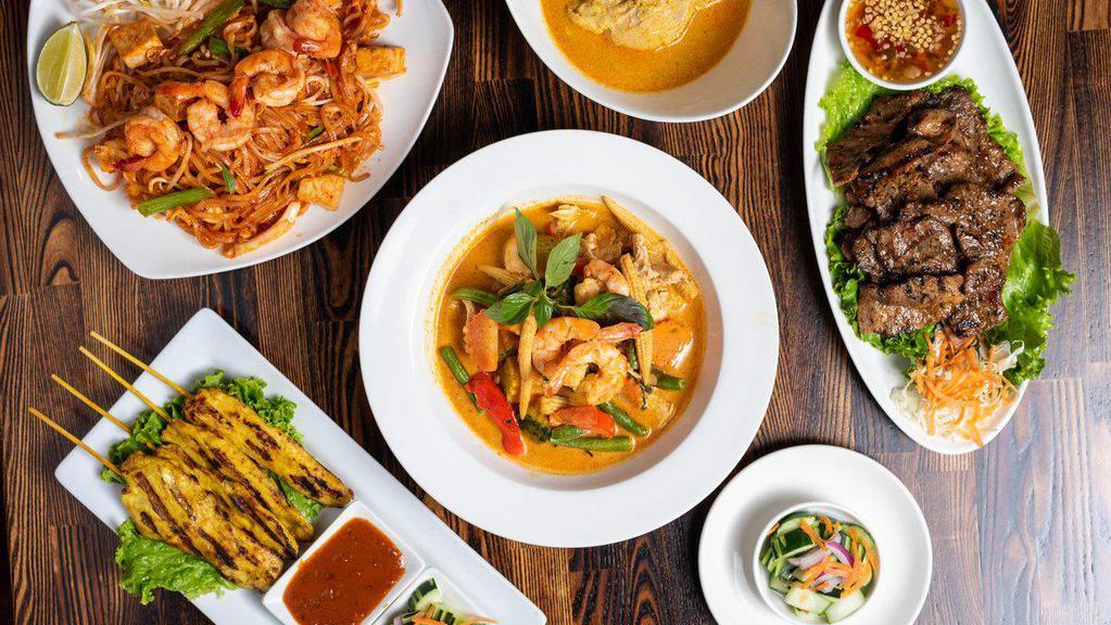 Do Sit Thai Cuisine · Thai