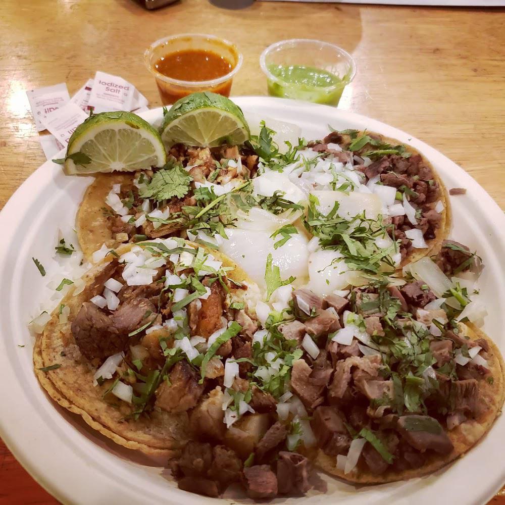 Tacos Los tres reyes · Food Trucks · Mexican
