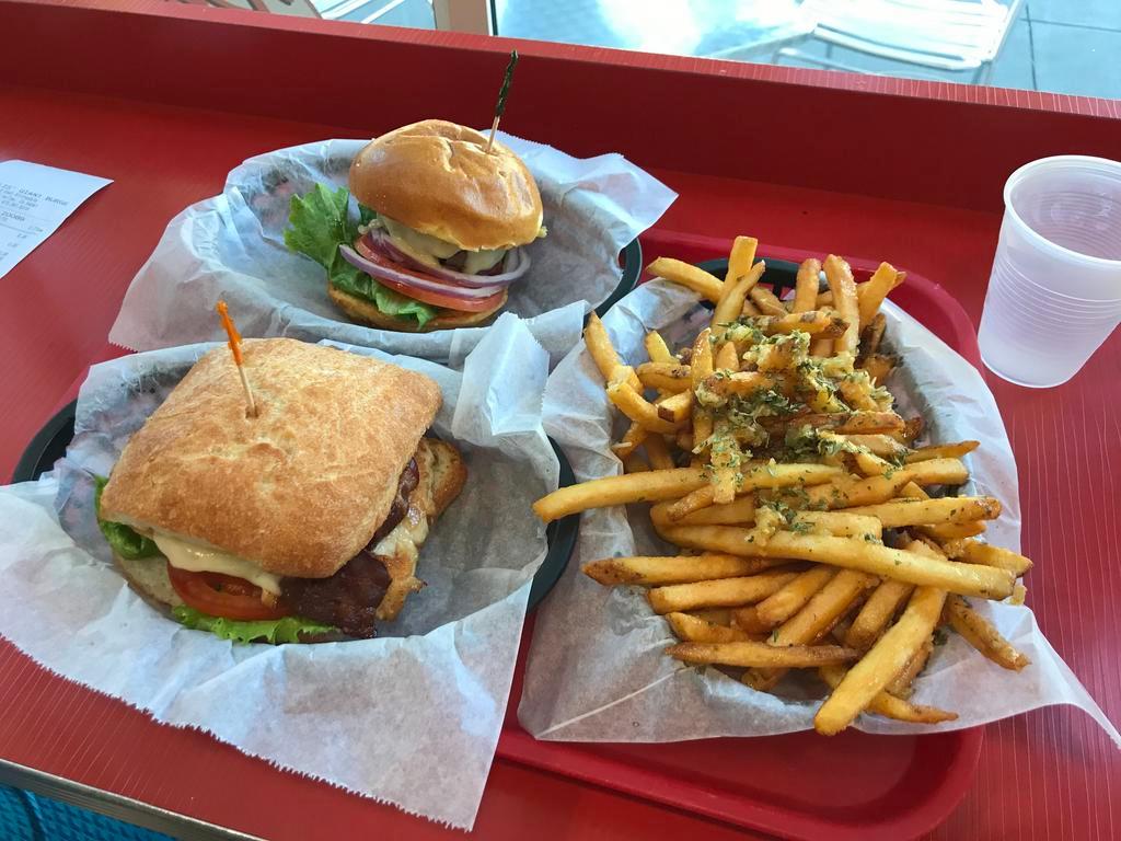 Phyllis' Giant Burgers · Burgers · Fast Food