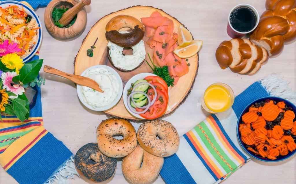 Izzy's Brooklyn Bagels · Bagels · Coffee and Tea · Burritos · Vegan · Kosher · American · Coffee & Tea · Sandwiches · Breakfast · Vegetarian