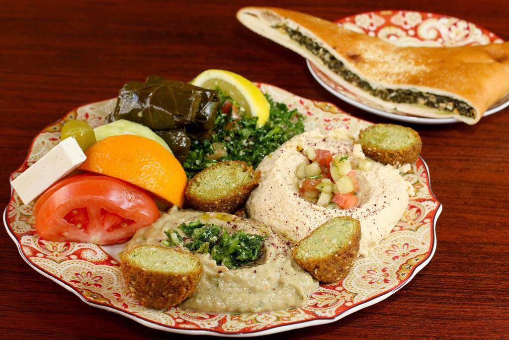 Baladie Cafe · Greek · Middle Eastern · Mediterranean · Dinner