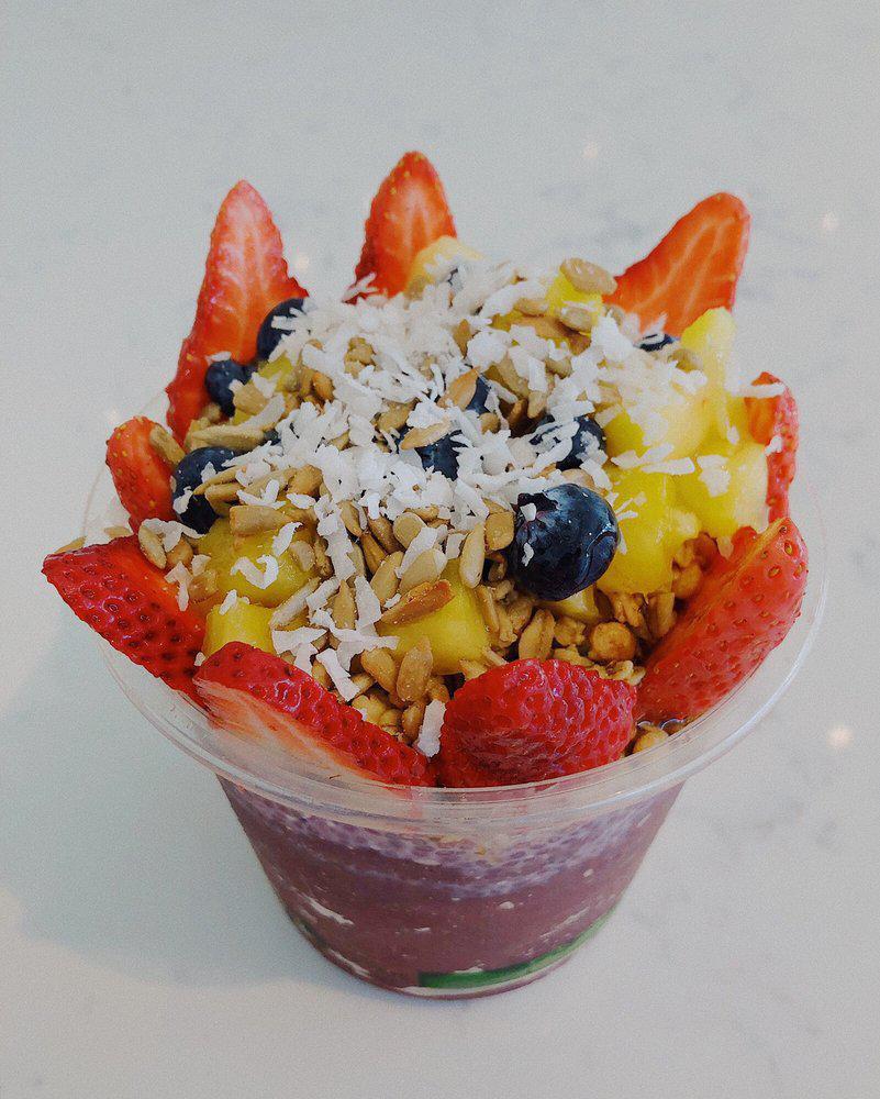 Acai R · Bowls · Smoothies and Juices