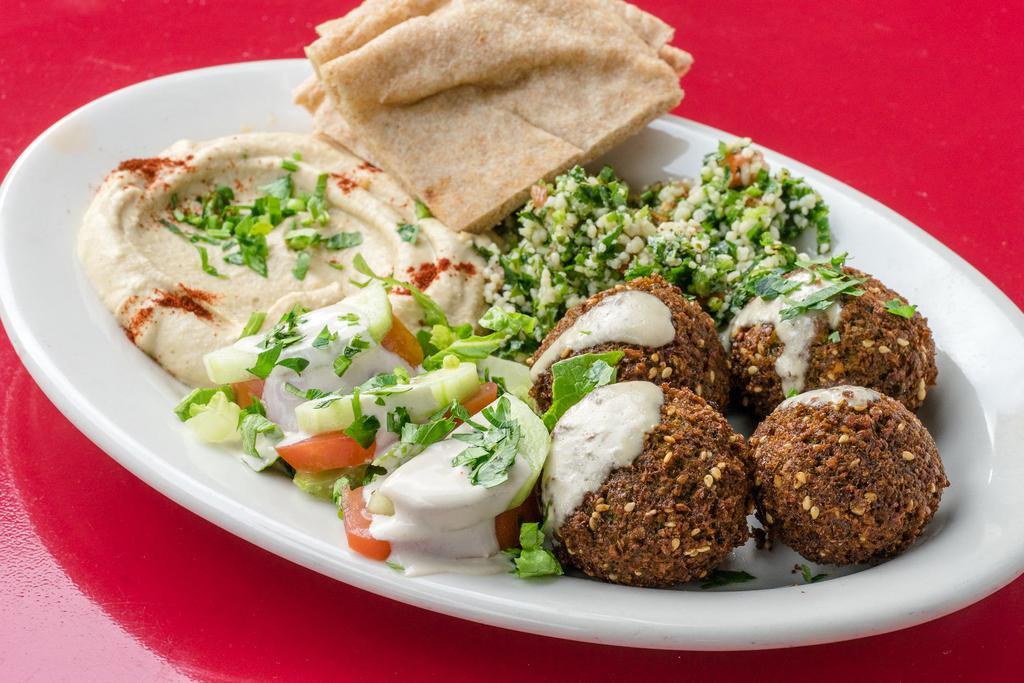 Razan's Organic Kitchen · Dinner · Healthy · Middle Eastern · Organic · Sandwiches · Vegetarian · Wraps