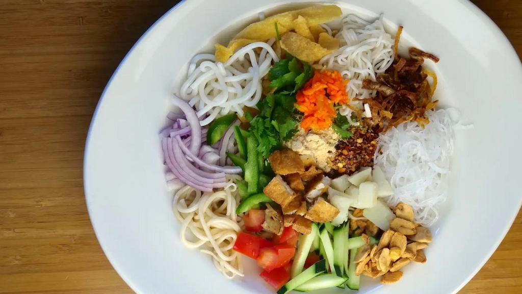 Royal Rangoon · Chinese · Seafood · Asian Fusion · Soup · Burmese · Chicken · Salads