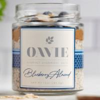 Blueberry Almond (10 Oz Jar) · Fresh blueberries, organic almond butter and thinly sliced almonds over a blend of organic r...