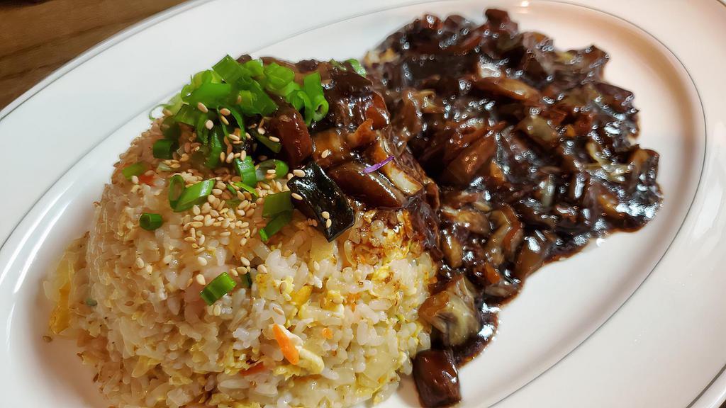 Shrimp Fried Rice · Shrimp Fried rice with Jjajang sauce