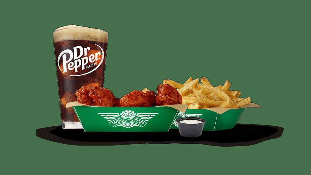 Small 6 Pc Wing Combo · 6 Boneless or Classic (Bone-In) wings with up to 2 flavors, regular fries or veggie sticks, 1 dip and a 20oz drink