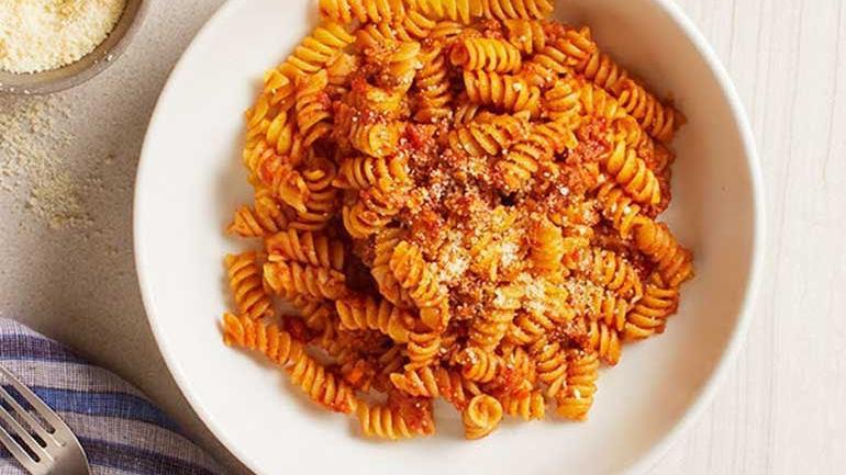 Catering Kids Fusilli Pasta With Meat Sauce · 