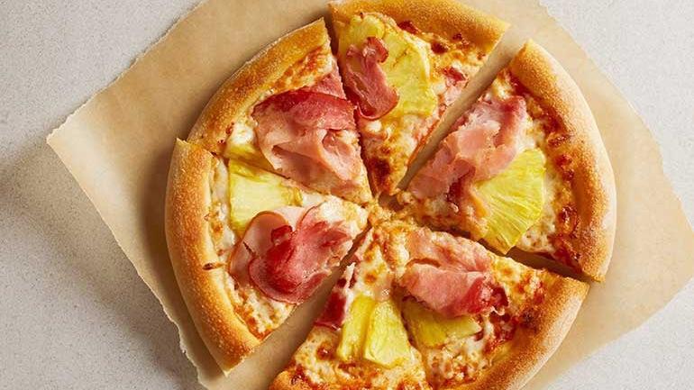 Kids Hawaiian Pizza · Pineapple, applewood smoked ham, tomato sauce and Mozzarella.