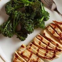 Kids Grilled Chicken Breast  · Served with baby broccoli.  Fresh fruit available.
