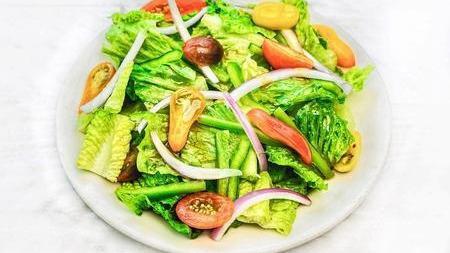 GLUTEN FREE GARDEN SALAD · Gluten-free salad with Crisp romaine, tomato, red onion, green pepper