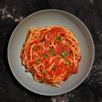 Marinara Pasta (Spaghetti) · Warm marinara sauce dipped on steamed spaghetti noodles.