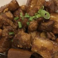 Green Pepper Braised Pork Belly · Hot and spicy.