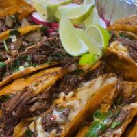 BIRRIA FAMILY PACK  · 12 BIRRIA TACOS WHIT CHEESSE, 4 CONSOME , ONION AND CILANTRO