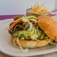 Regular Torta · Choice of meat, lettuce, tomatoes, onions, avocado, and mayonnaise.