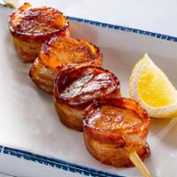Bacon-Wrapped Sea Scallop Skewer · 300 Cal