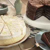 Vanilla Bean Cheesecake Whole Dessert (12 Slices) · 8190 Cal