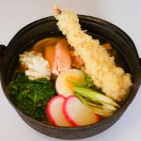 Nabeyaki Udon · Noodles with Seafood and Mixed Vegetables in Broth