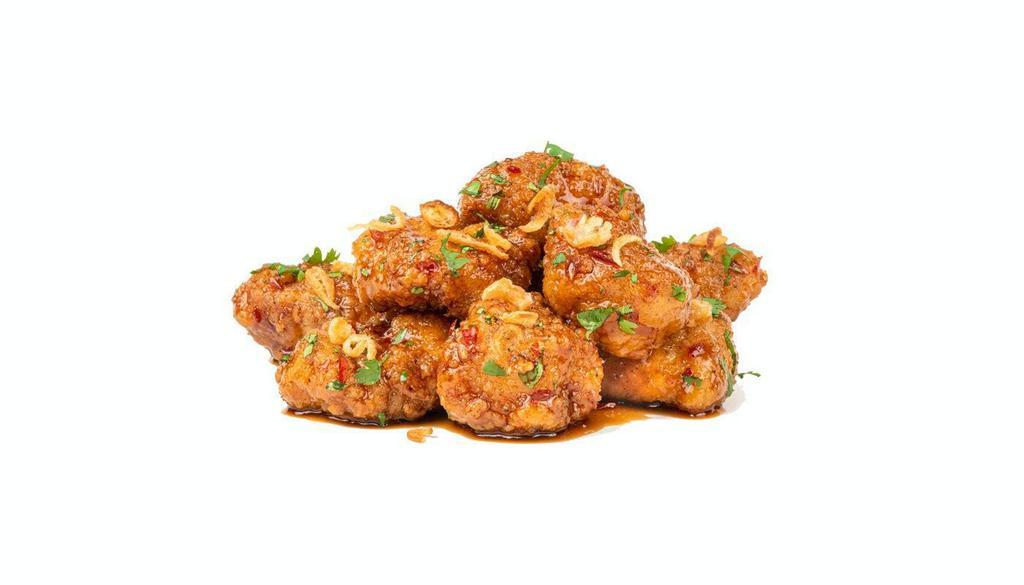 8 Boneless Wings  · 8 boneless wings and a choice of 2 house-made sauces.