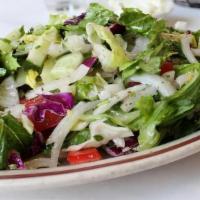 Green Salad Platter · Fresh Lettuce, Cucumber & Seaweed Salad with Thousand Island Dressing